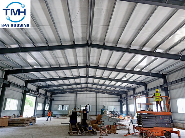 1680sqm Structural Steel H Beam Color Steel Sheet Light Steel Building Structures