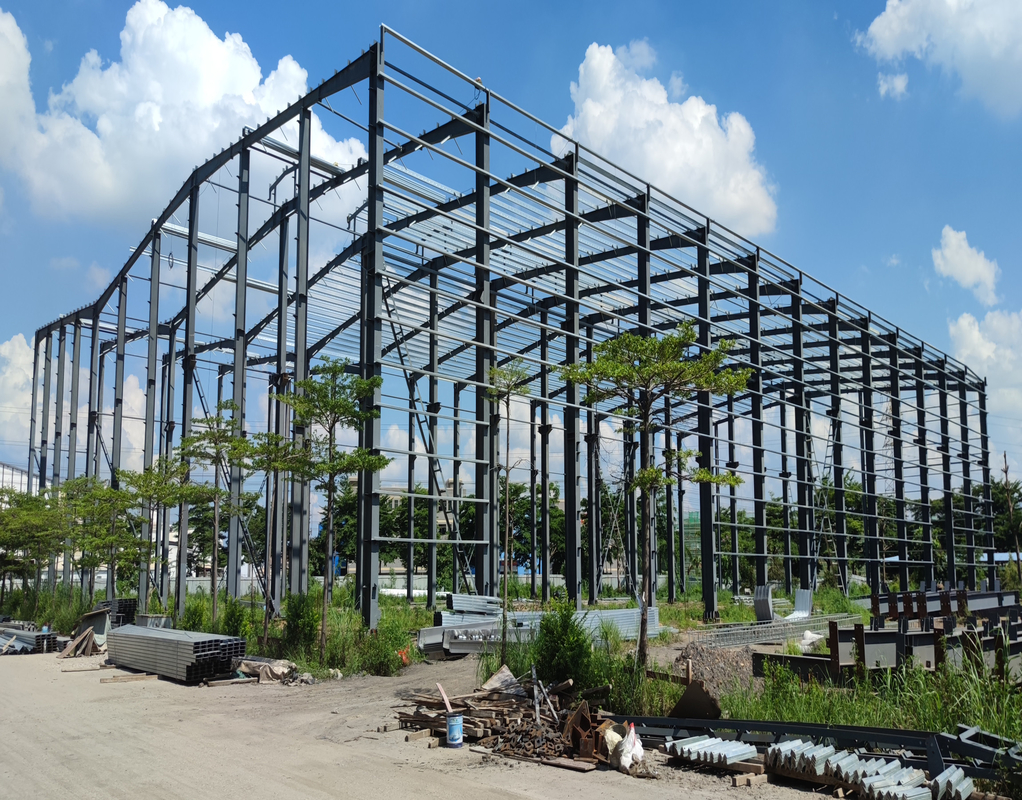 Q235 Steel Structure Workshop With Flexible Layout And Energy Efficient Design