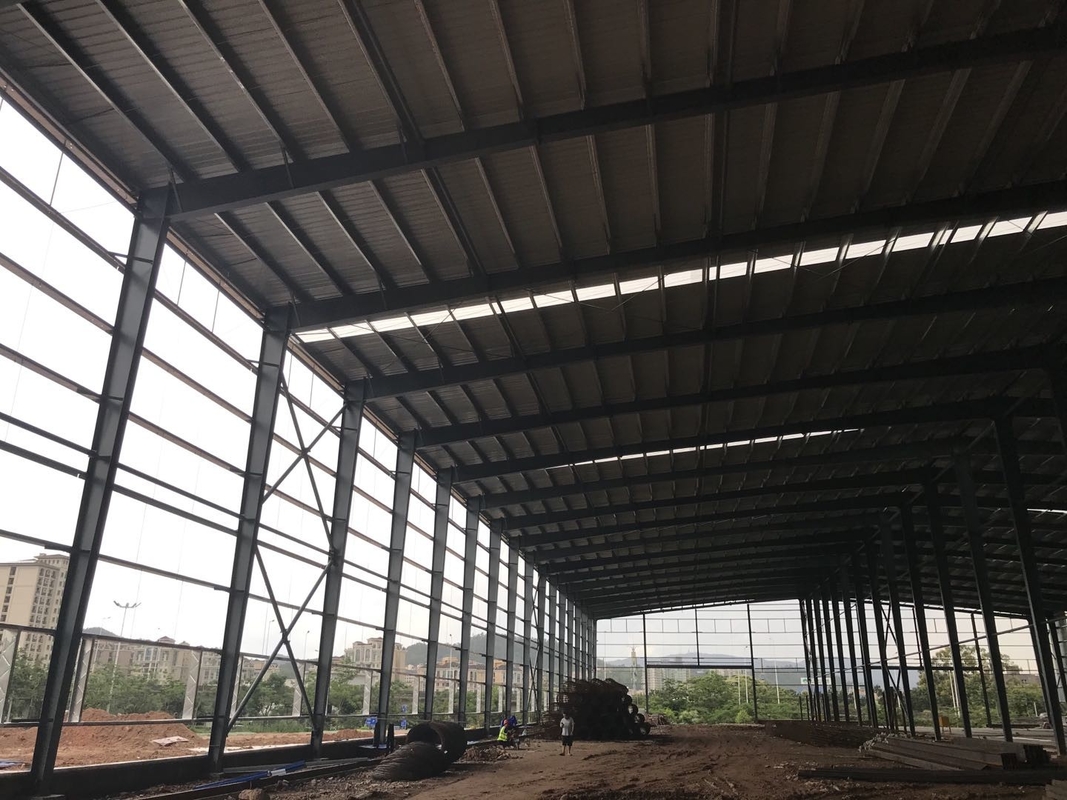 Durable Long Lasting Lightweight Steel Structure Workshop Building For Continuous Production