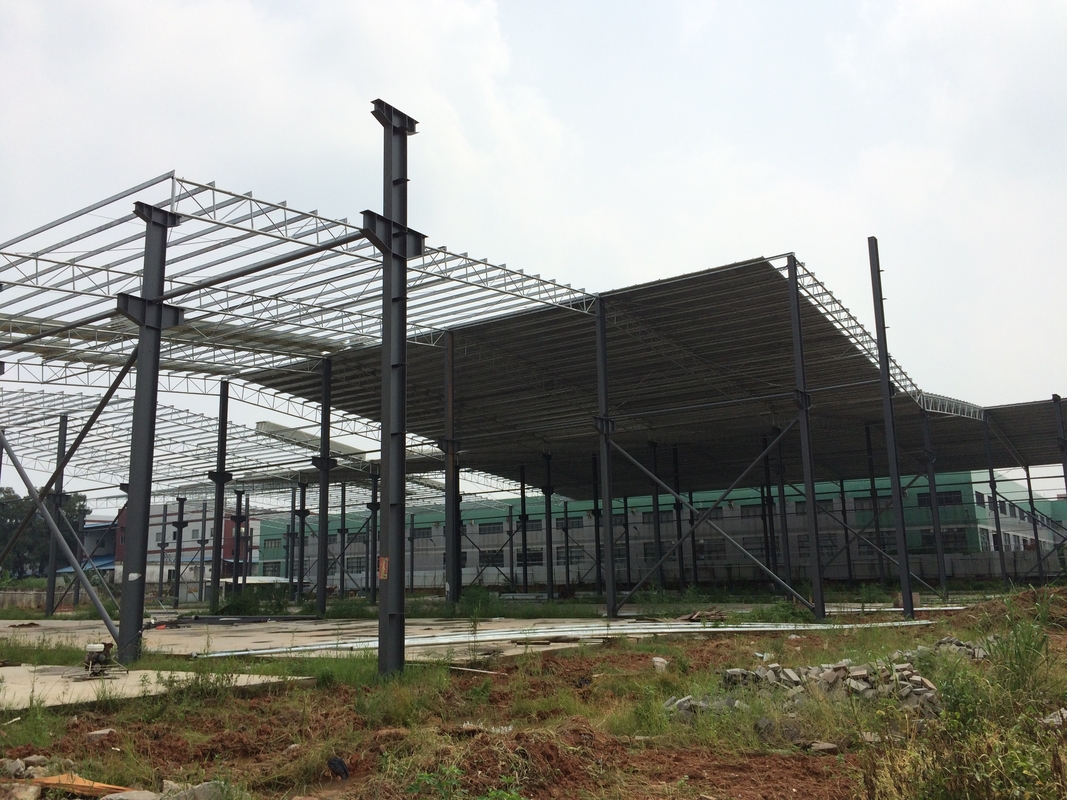 Hot Dip Galvanized Long Span Steel Structure Workshop With Efficient Production Flow And Layout