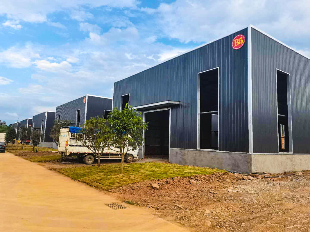Hot-dip Galvanized Prefabricated Steel Structure Metal Material Warehouse Building For Workshop