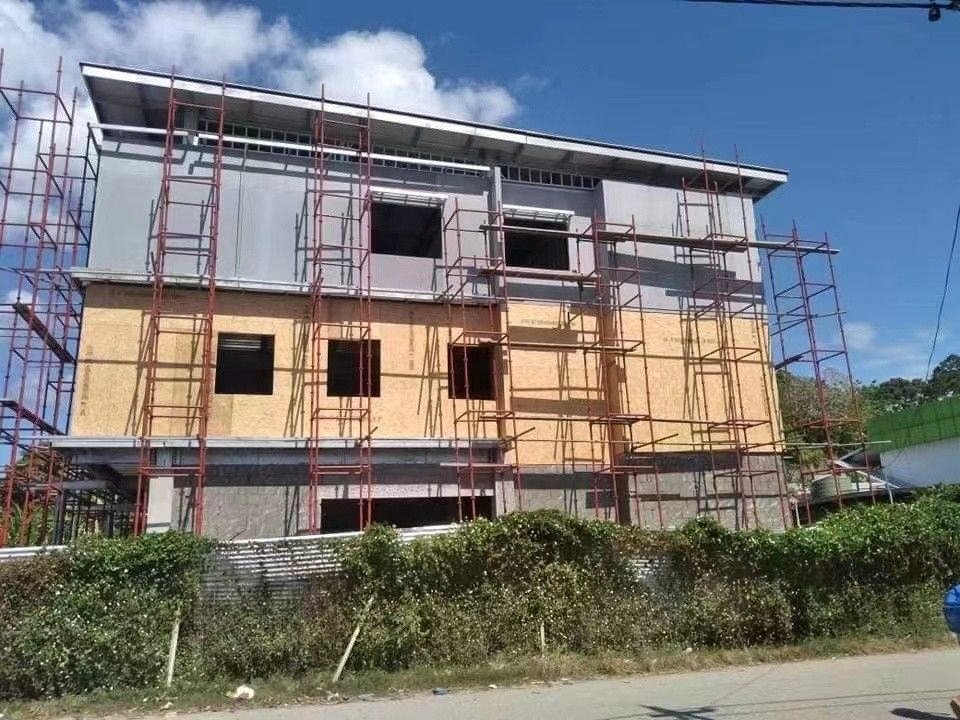 Sound Insulation Slope Roof Villa Multi Storey Light Steel Gauge House For Hospital