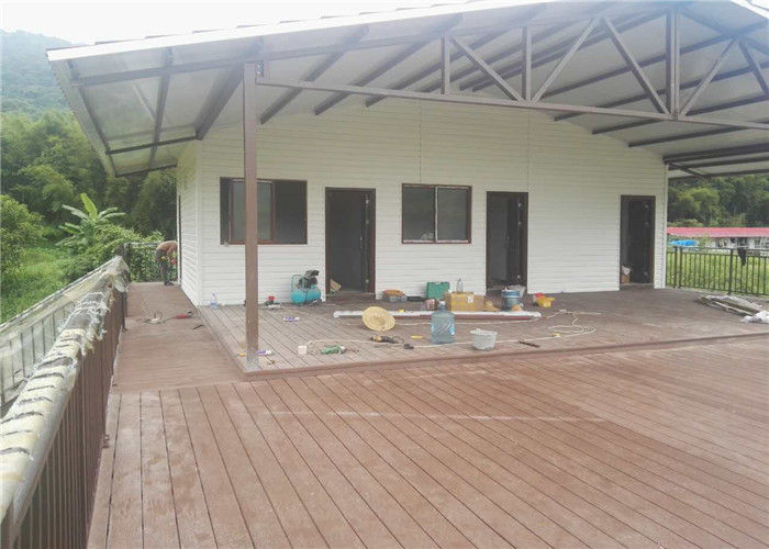 One And A Half Floor Steel Frame Small House / Light Steel Prefab House With Balcony